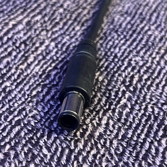 Dell 90w 19.5v AC Adapter - Model No. LA90PM130 - Picture 3 of 3